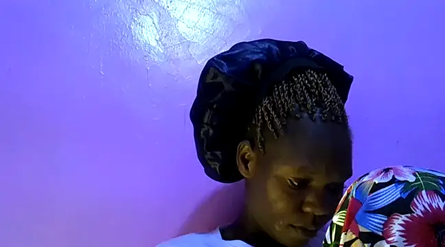 Snapshot of Cute_tamara chatting on 12/05/24, 01:03 Cute tamara online show from 12/05/24, 01:03