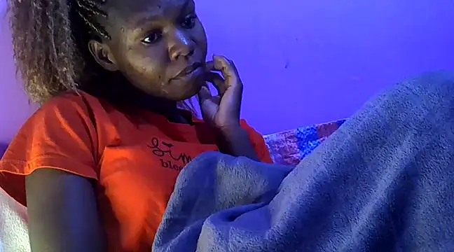 Snapshot of Cute_tamara chatting on 12/05/24, 06:55 Cute tamara online show from 12/05/24, 06:55