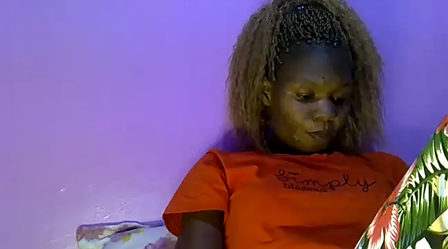 Snapshot of Cute_tamara chatting on 12/14/24, 07:25 Cute tamara online show from 12/14/24, 07:25