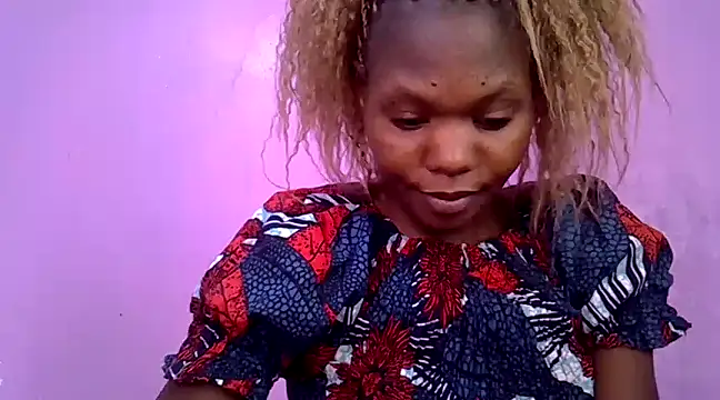 Snapshot of Cute_tamara chatting on 12/16/24, 02:27 Cute tamara online show from 12/16/24, 02:27