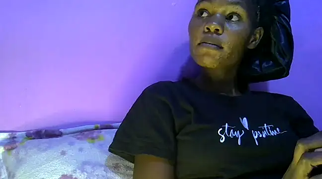 Snapshot of Cute_tamara chatting on 12/22/24, 06:37 Cute tamara online show from 12/22/24, 06:37