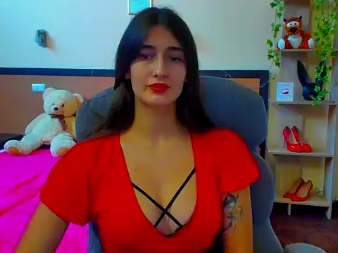 Snapshot of Moon-liza chatting on 12/26/24, 10:26 Moon-liza online show from 12/26/24, 10:26