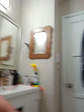 Snapshot of den-rock4u chatting on 03/17/26, 10:51 den-rock4u online show from 03/17/26, 10:51