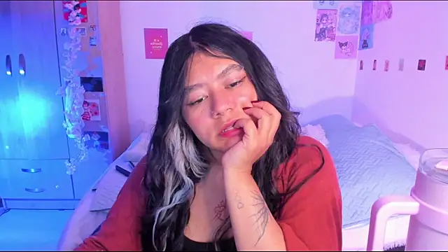 StephaniFox online show from 02/13/25, 02:23