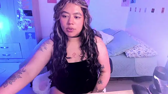 StephaniFox online show from 03/07/25, 03:40