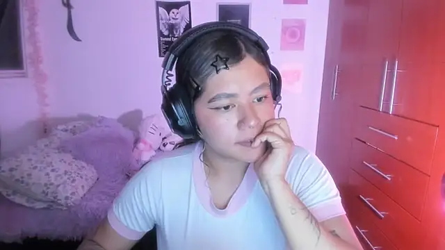 StephaniFox online show from 04/02/26, 02:09