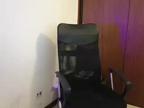 Snapshot of Dj_scarlettmorreti chatting on 01/27/25, 12:12 Dj scarlettmorreti online show from 01/27/25, 12:12