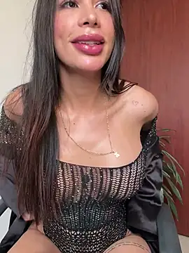 Snapshot of Dj_scarlettmorreti chatting on 02/23/25, 02:46 Dj scarlettmorreti online show from 02/23/25, 02:46