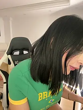 Snapshot of Dj_scarlettmorreti chatting on 09/23/25, 05:49 Dj scarlettmorreti online show from 09/23/25, 05:49