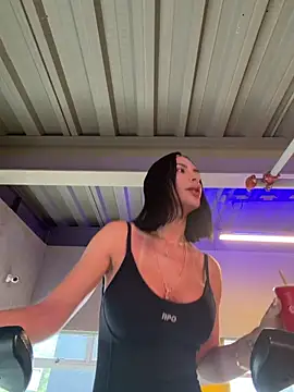 Snapshot of Dj_scarlettmorreti chatting on 05/28/26, 03:53 Dj scarlettmorreti online show from 05/28/26, 03:53
