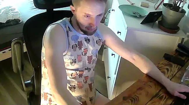 twinkish 90 online show from 01/15/25, 12:47