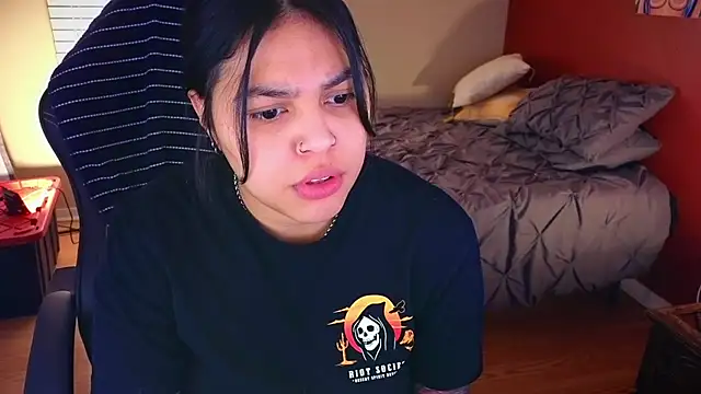 Snapshot of miacanela_xo chatting on 01/20/25, 01:28 miacanela xo online show from 01/20/25, 01:28