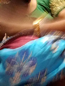 Snapshot of HotSexyBoudi chatting on 02/27/25, 08:50 HotSexyBoudi online show from 02/27/25, 08:50