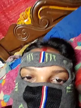 Snapshot of HotSexyBoudi chatting on 11/02/25, 09:00 HotSexyBoudi online show from 11/02/25, 09:00