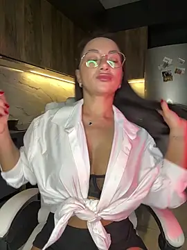 Melisa Ester online show from 10/16/25, 03:46