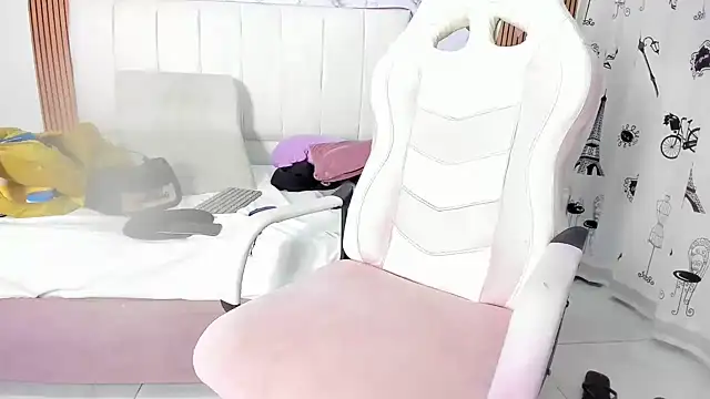 lilith horny online show from 07/10/26, 10:18
