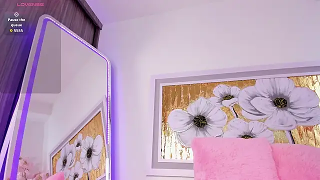 aaryy  online show from 10/08/25, 06:16