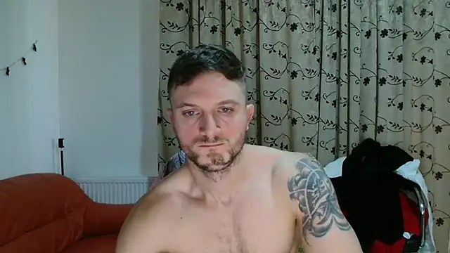 Snapshot of colin_hopex chatting on 11/18/25, 09:14 colin hopex online show from 11/18/25, 09:14