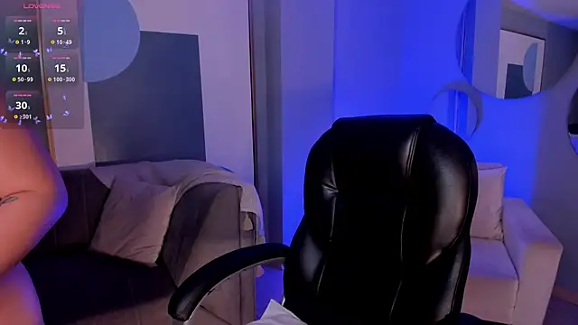 ViolettCastel online show from 03/08/25, 07:31