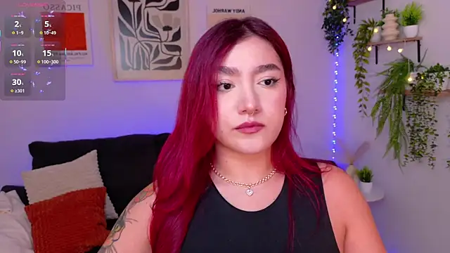 ViolettCastel online show from 04/10/26, 08:24