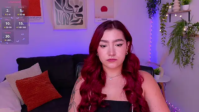 ViolettCastel online show from 04/12/26, 06:13