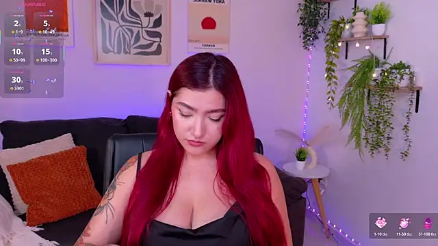 ViolettCastel online show from 04/19/26, 06:43