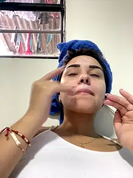 Kimmymadison- online show from 10/22/25, 07:57