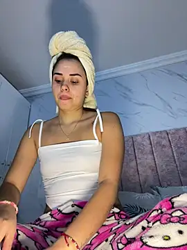 Kimmymadison- online show from 07/18/26, 09:51