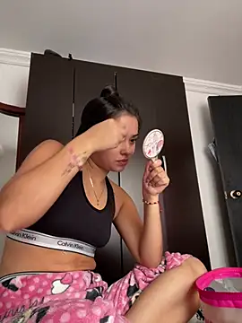 Kimmymadison- online show from 07/22/26, 08:11
