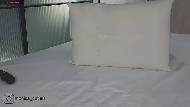 Monikacutie online show from 02/28/25, 07:26