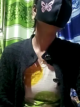 Snapshot of Aruyeshi- chatting on 01/28/25, 03:15 Aruyeshi- online show from 01/28/25, 03:15