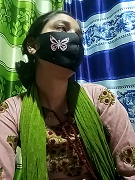 Snapshot of Aruyeshi- chatting on 03/01/25, 01:40 Aruyeshi- online show from 03/01/25, 01:40