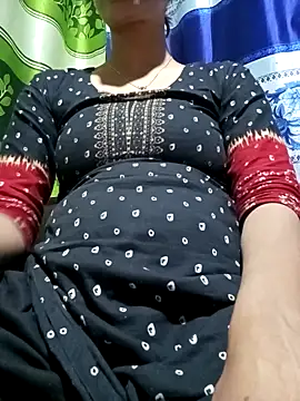 Snapshot of Aruyeshi- chatting on 03/04/25, 01:28 Aruyeshi- online show from 03/04/25, 01:28