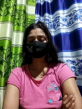 Snapshot of Aruyeshi- chatting on 03/10/25, 02:28 Aruyeshi- online show from 03/10/25, 02:28