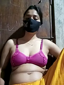 Snapshot of Aruyeshi- chatting on 03/13/25, 01:07 Aruyeshi- online show from 03/13/25, 01:07