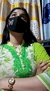 Snapshot of Aruyeshi- chatting on 03/20/25, 04:07 Aruyeshi- online show from 03/20/25, 04:07