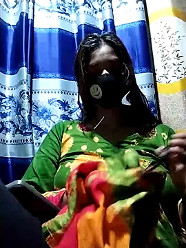 Snapshot of Aruyeshi- chatting on 09/14/25, 08:02 Aruyeshi- online show from 09/14/25, 08:02