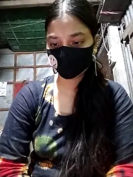 Snapshot of Aruyeshi- chatting on 10/15/25, 03:28 Aruyeshi- online show from 10/15/25, 03:28