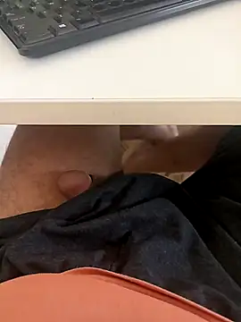 keral1234 online show from 04/15/26, 06:20