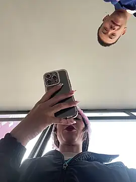 peiton steele7 online show from 04/21/26, 12:33