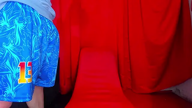 Extreme Team8 online show from 01/12/25, 04:21