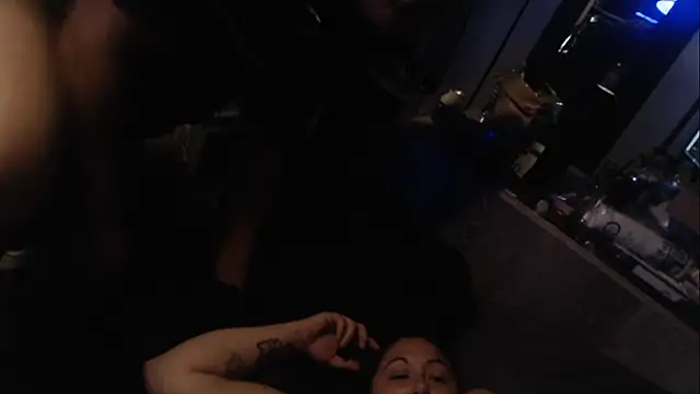 Snapshot of kinkinthebox chatting on 02/07/25, 09:37 kinkinthebox online show from 02/07/25, 09:37