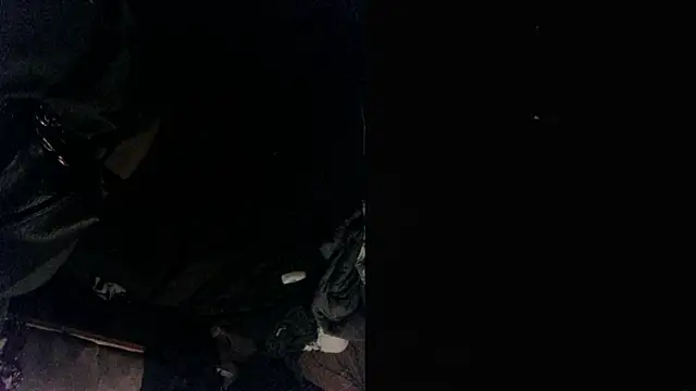 Snapshot of kinkinthebox chatting on 02/16/25, 06:21 kinkinthebox online show from 02/16/25, 06:21