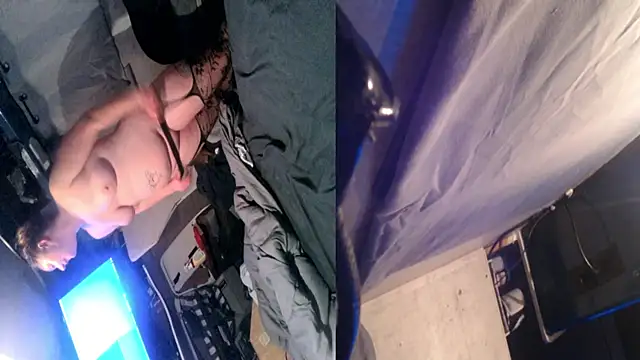 Snapshot of kinkinthebox chatting on 02/22/25, 04:40 kinkinthebox online show from 02/22/25, 04:40