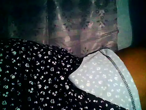 Snapshot of Sweetrata_ chatting on 11/08/25, 08:07 Sweetrata online show from 11/08/25, 08:07