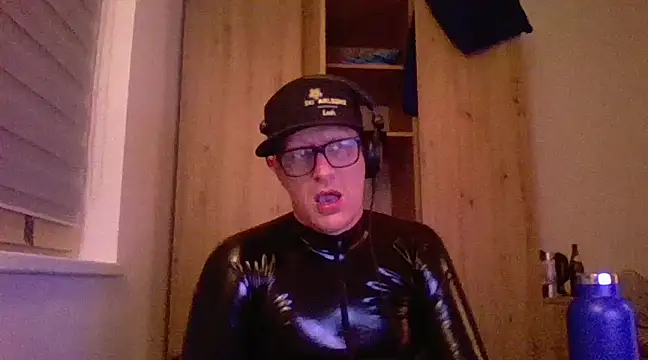 Bigthroaterboy online show from 03/03/25, 03:52