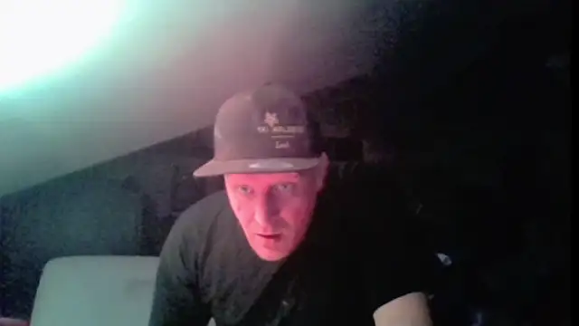Snapshot of Bigthroaterboy chatting on 05/30/26, 12:41 Bigthroaterboy online show from 05/30/26, 12:41