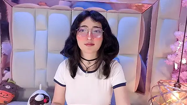 SaraMartini1 online show from 01/06/26, 06:06