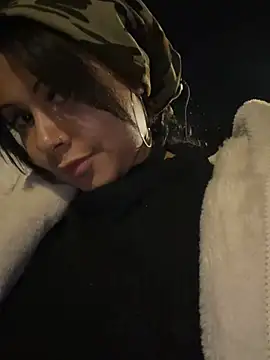 HaileyDiana online show from 04/15/26, 08:09