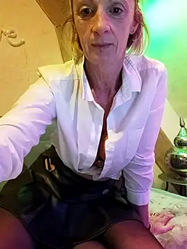 Snapshot of tatianasexymilf chatting on 01/14/26, 04:12 tatianasexymilf online show from 01/14/26, 04:12